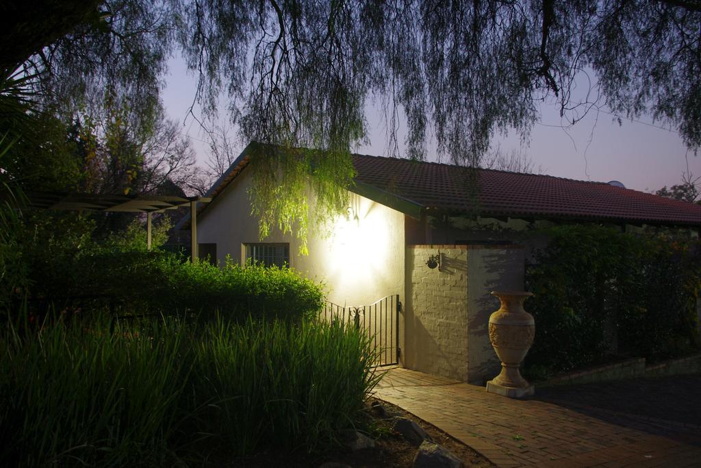 Pepper Tree Guest House Rivonia Sandton Eksteriør bilde