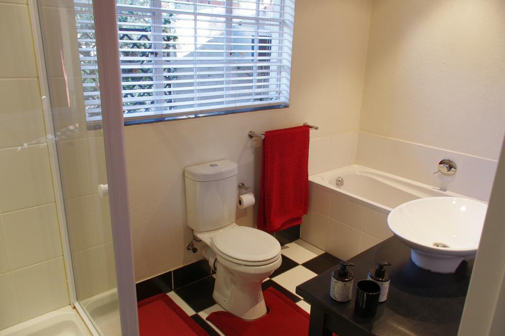 Pepper Tree Guest House Rivonia Sandton Eksteriør bilde
